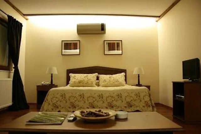 Hotel Erkanli Country